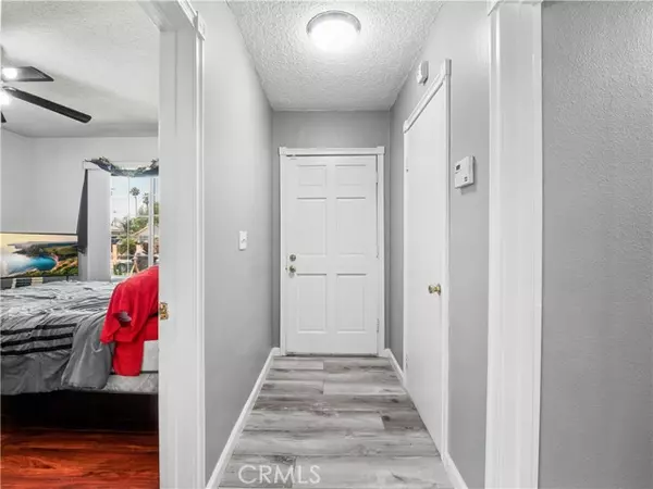 Pacoima (los Angeles), CA 91331,12326 Glamis Street