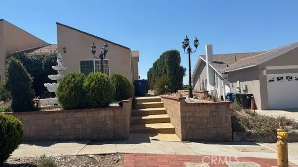 13642 Almetz, Sylmar (los Angeles), CA 91342