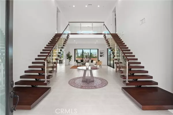 20580 Edgewood Court, Chatsworth (los Angeles), CA 91311