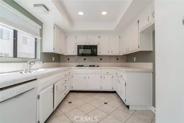Woodland Hills (los Angeles), CA 91367,5711 Owensmouth Avenue #116