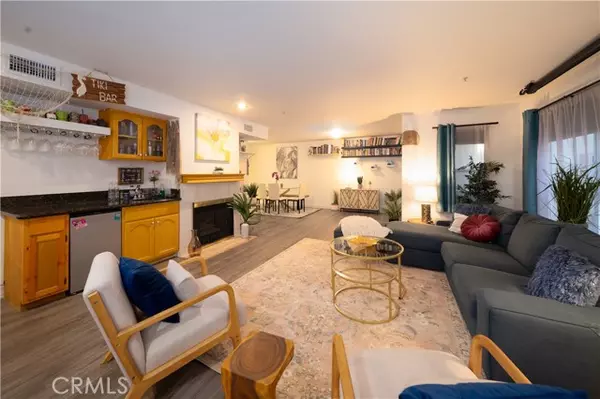 North Hills (los Angeles), CA 91343,8744 Burnet #7