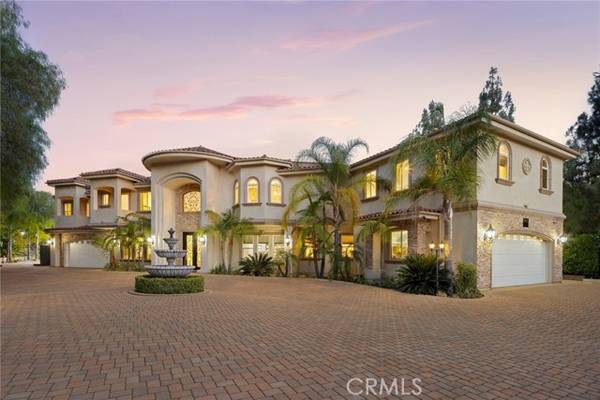 5092 Parkway Calabasas, Calabasas, CA 91302