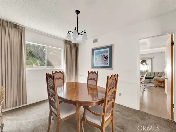 West Hills (los Angeles), CA 91304,8515 Eatough Place