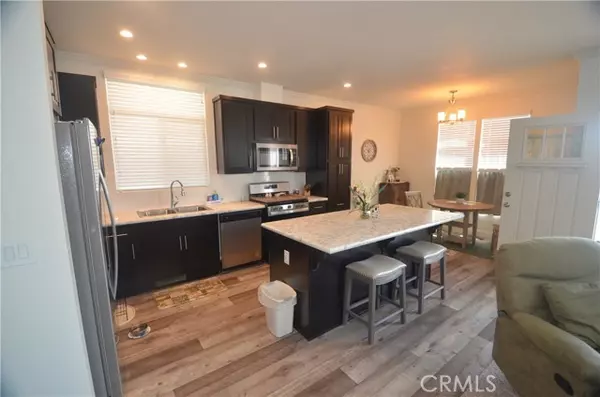 Chatsworth (los Angeles), CA 91311,21001 Plummer Street #37