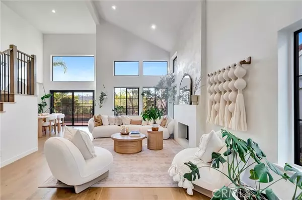 Calabasas, CA 91302,24735 Calle Serranona