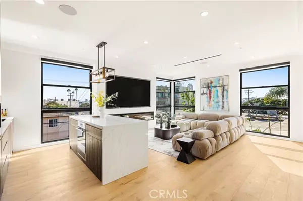 Mar Vista, CA 90066,12600 Mitchell Avenue