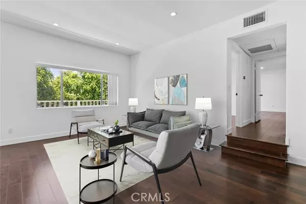 Sherman Oaks, CA 91423,4859 Coldwater Canyon Avenue #12A