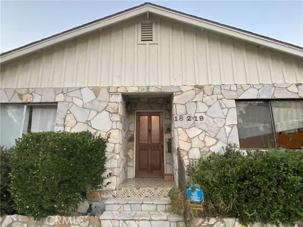 18219 Rayen Street, Northridge (los Angeles), CA 91325
