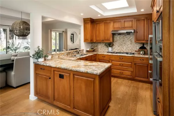 Los Altos, CA 94022,72 Bay Tree Lane
