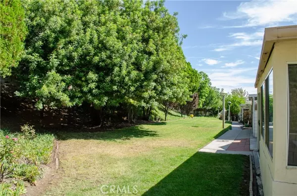 Newhall (santa Clarita), CA 91321,26701 Oak Branch Circle