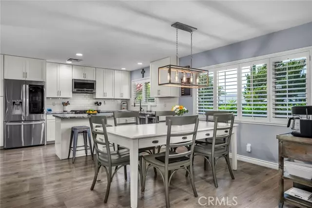 Simi Valley, CA 93063,4676 Kleberg Street