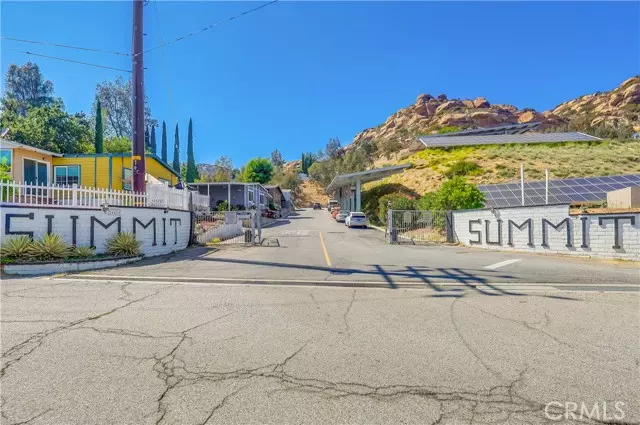 Canoga Park (los Angeles), CA 91304,24425 Woolsey Canyon Road #130