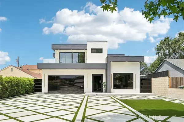 Burbank, CA 91504,2227 N Lamer Street