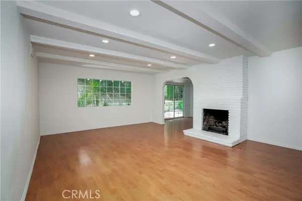 Woodland Hills (los Angeles), CA 91364,5219 San Feliciano Drive