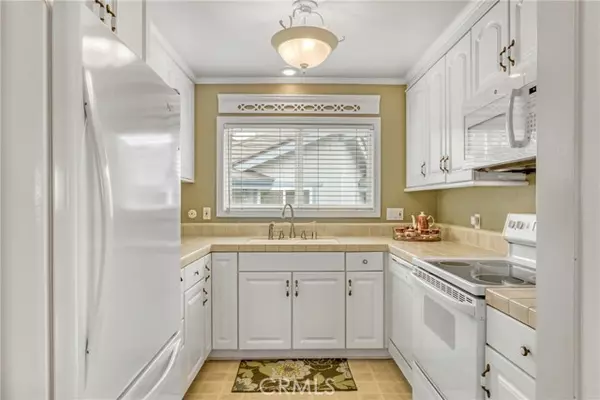 Torrance, CA 90505,22641 Nadine Circle #206