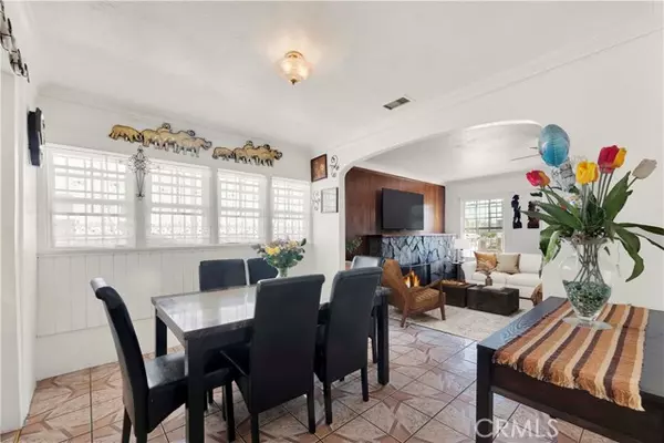 Los Angeles, CA 90042,5413 Meridian Street