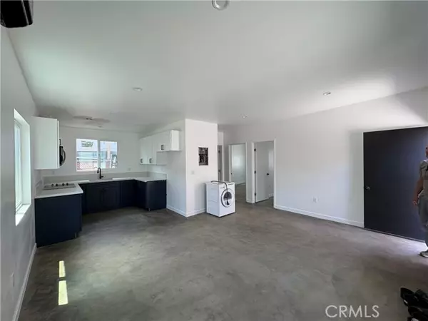 Los Angeles, CA 90044,7315 Normandie