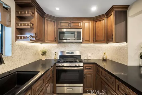 North Hills (los Angeles), CA 91343,9635 Sepulveda Boulevard #1