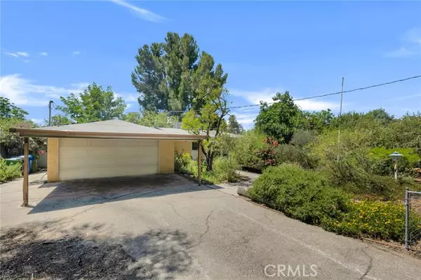 Chatsworth (los Angeles), CA 91311,21724 Chatsworth Street