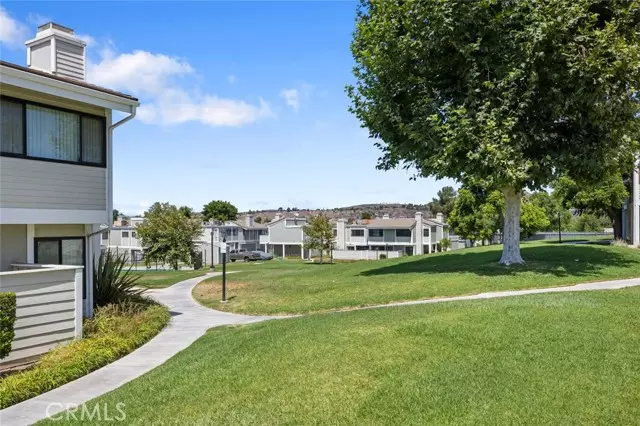 Canyon Country (santa Clarita), CA 91351,27070 Hidaway Avenue #5