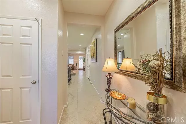 Palmdale, CA 93551,2534 Mapleleaf