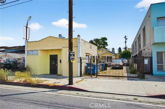 Los Angeles, CA 90044,6804 S Hoover Street