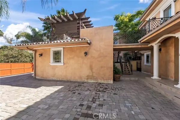 Sherman Oaks, CA 91403,15014 Valleyheart Drive