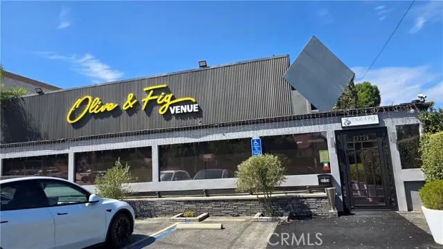 West Hills (los Angeles), CA 91304,23759 Roscoe Boulevard