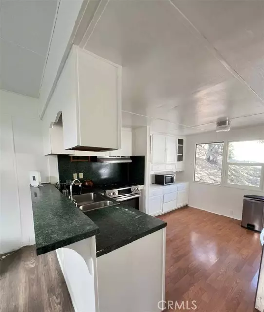 Newhall (santa Clarita), CA 91321,23500 The Old Road #82