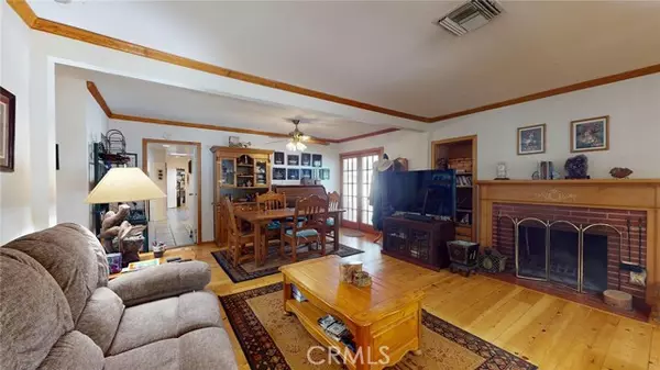 Woodland Hills (los Angeles), CA 91367,22542 Burbank Boulevard