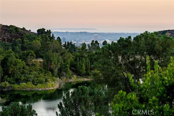 Los Angeles, CA 90068,3016 Arrowhead Drive