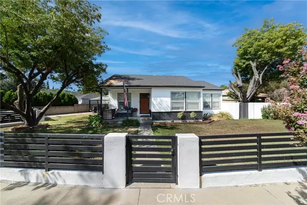 7315 Ariel Avenue, Reseda (los Angeles), CA 91335