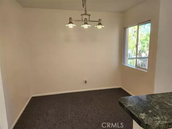 Tarzana (los Angeles), CA 91356,18307 Burbank Boulevard #14