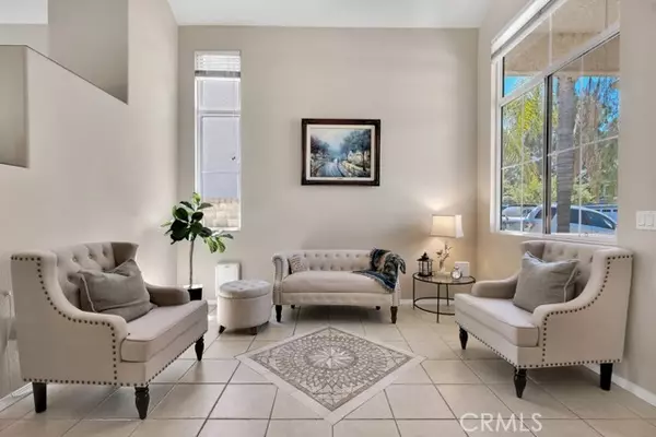 Valencia (santa Clarita), CA 91354,23809 Woodpark Court