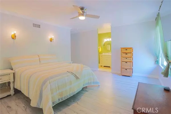 Newhall (santa Clarita), CA 91321,26166 Rainbow Glen Drive