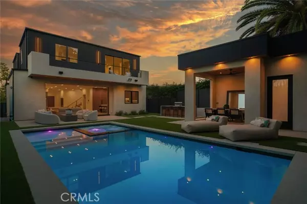 Sherman Oaks, CA 91423,4219 Costello Avenue