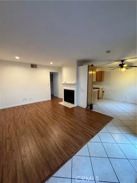Panorama City (los Angeles), CA 91402,9119 Wakefield Avenue #2