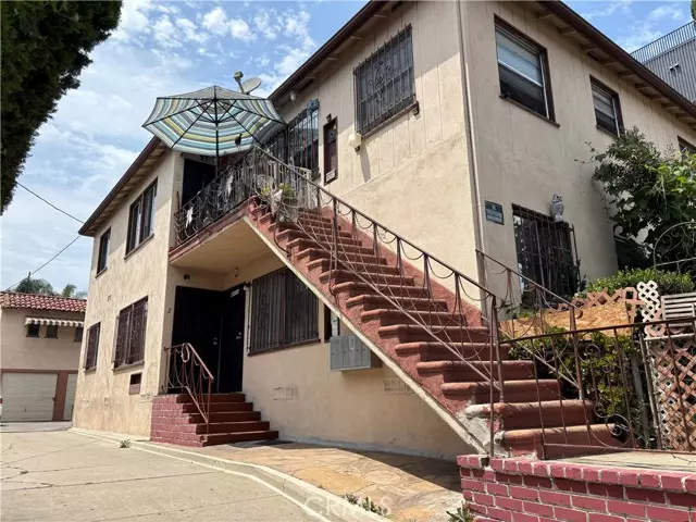 Los Angeles, CA 90026,665 Silver Lake Boulevard