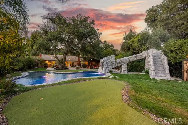 Newhall (santa Clarita), CA 91321,21356 Placerita Canyon Road