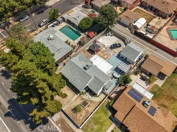 Granada Hills (los Angeles), CA 91344,16038 Devonshire Street