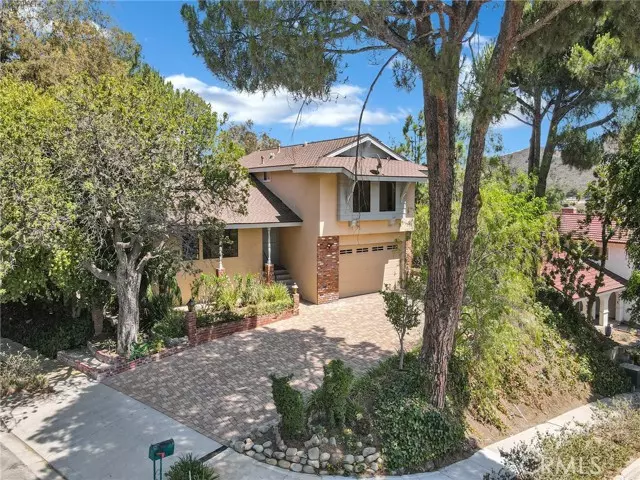 Thousand Oaks, CA 91360,4458 Avenida Campana