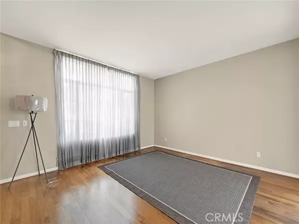 Ladera Heights, CA 90056,5129 S Chariton Avenue