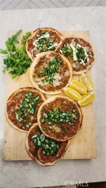 Canyon Country (santa Clarita), CA 91387,16507 Soledad Canyon Rd Road