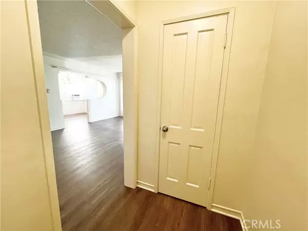 Beverly Hills, CA 90212,271 S Spalding Drive #C