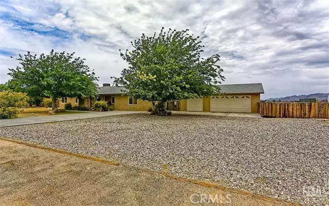 Apple Valley, CA 92308,22704 Sitting Bull Road