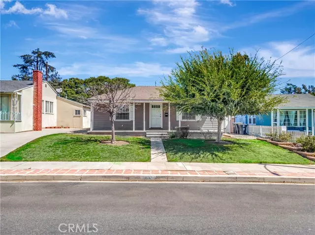 Burbank, CA 91505,1302 N Whitnall