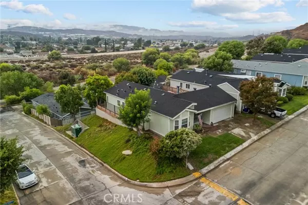 Canyon Country (santa Clarita), CA 91351,20172 Shadow Island Dr.