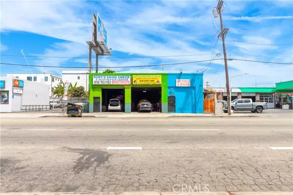 North Hollywood (los Angeles), CA 91606,11717 Victory Boulevard