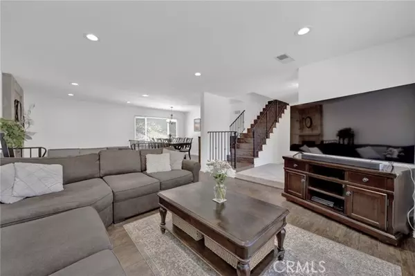 West Hills (los Angeles), CA 91304,8373 Denise Lane