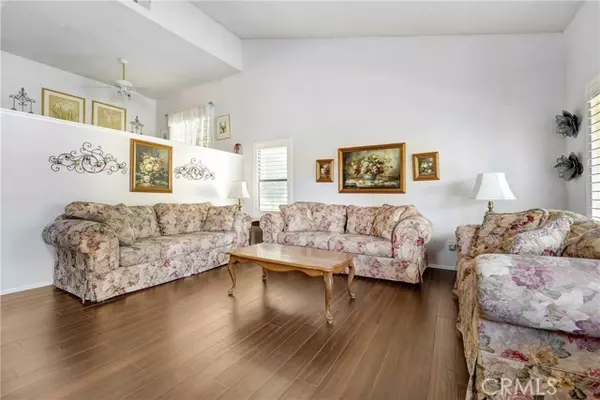 Newhall (santa Clarita), CA 91321,20051 Avenue Of The Oaks